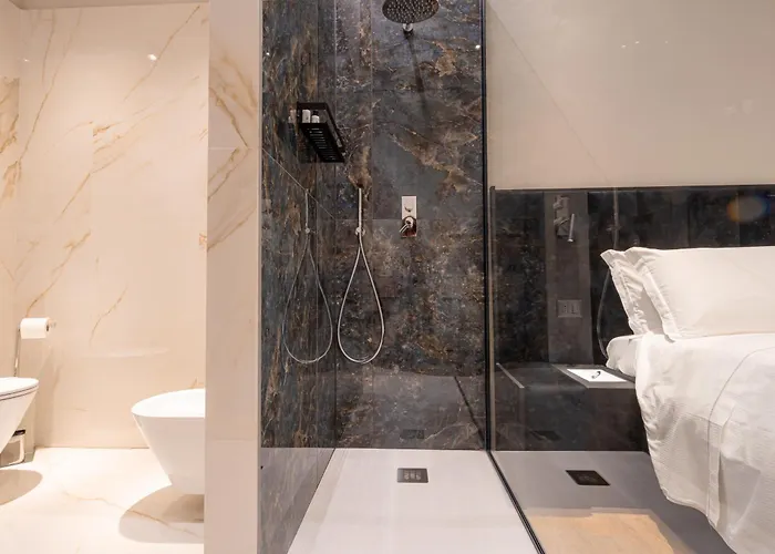 Exclusive Pensión 4*